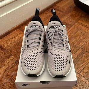 Nike air max 270 women’s 10. Moon particle/black. Worn once